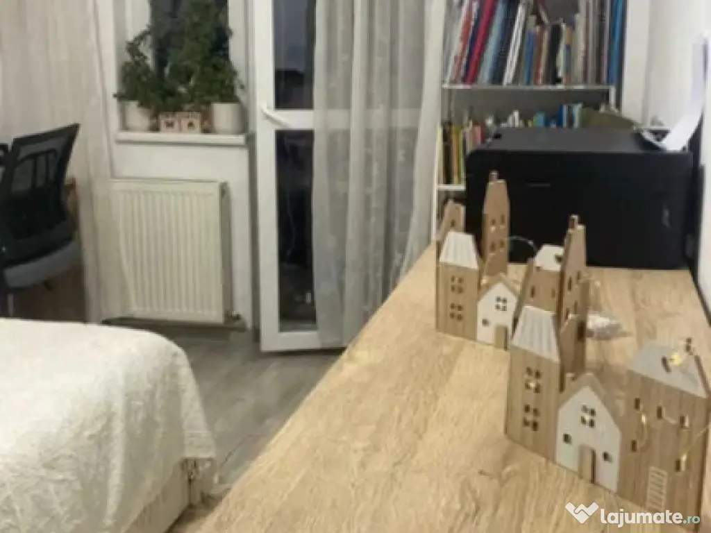 Apartament 2 camere, decomandat - zona Garii 