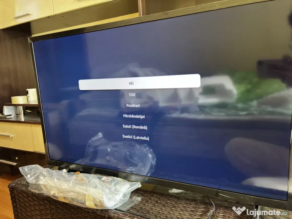 Vand televizor 32inch(80cm) negociabil 