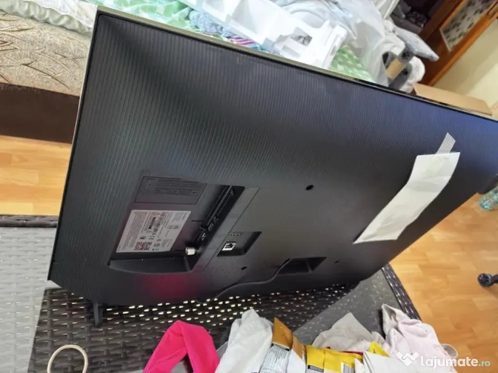 Vand televizor 32inch(80cm) negociabil 