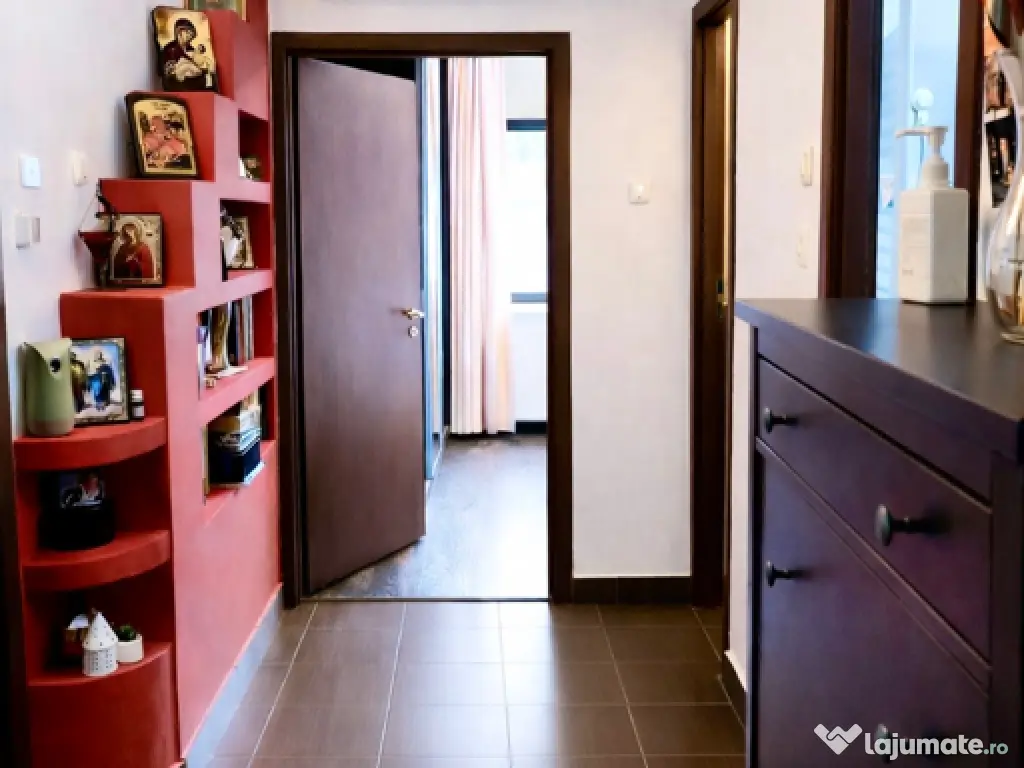 Apartament 2 camere, propietar, centrală gaz, loc parcare 