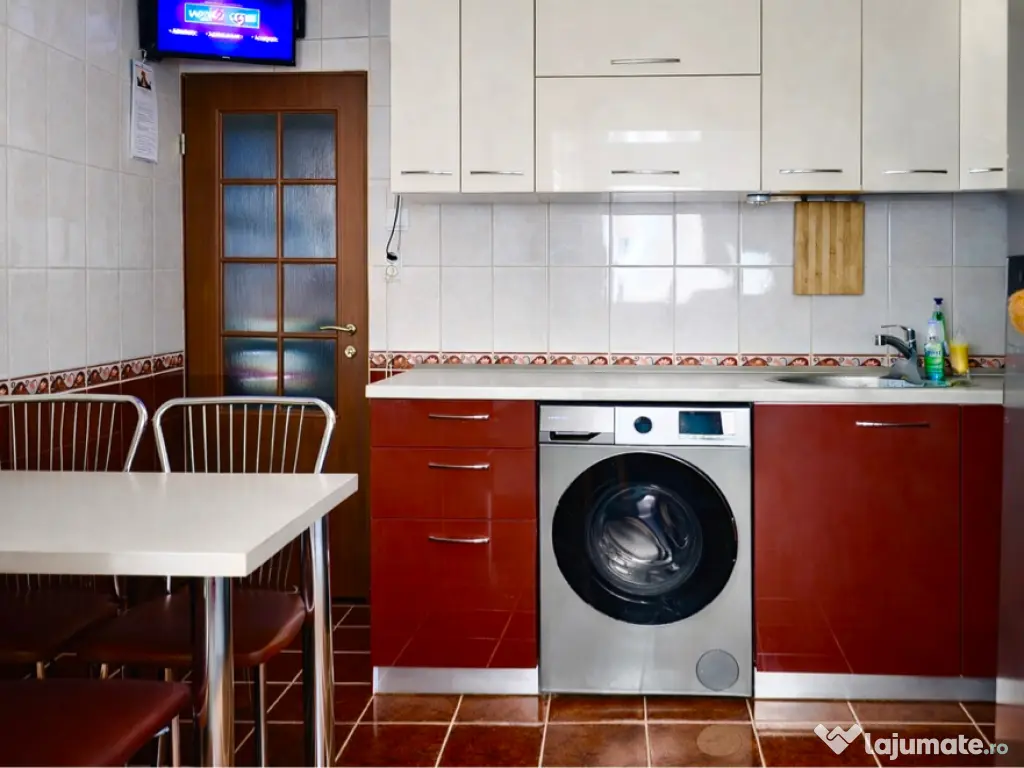 Apartament 2 camere, propietar, centrală gaz, loc parcare 