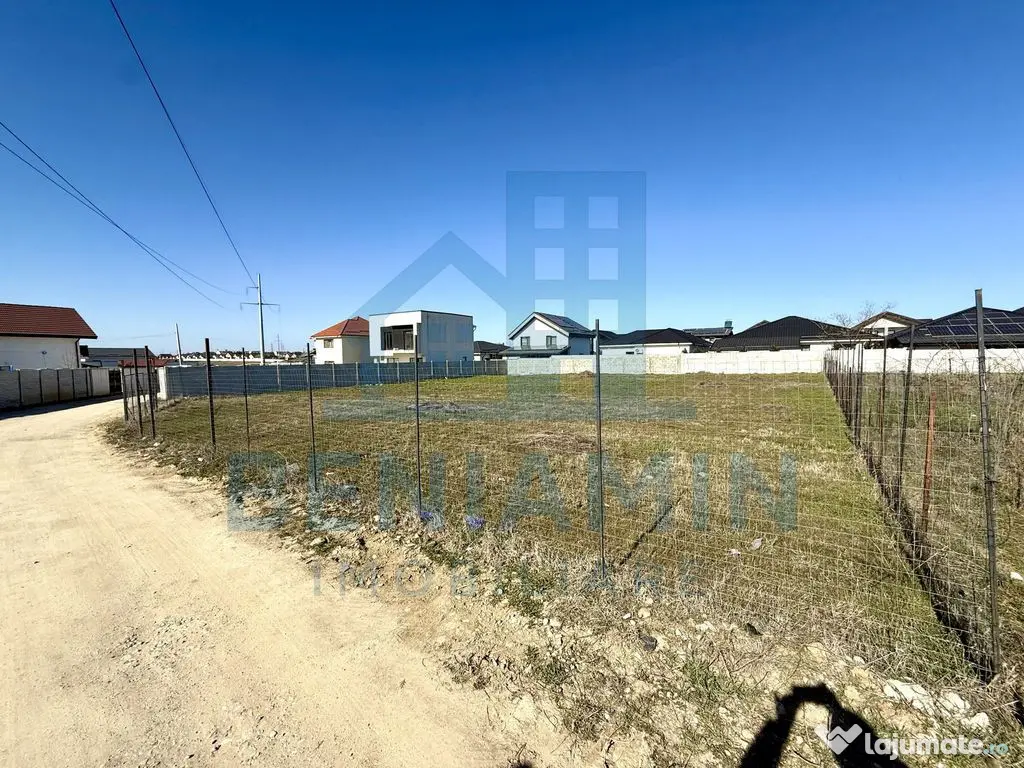 Teren intravilan - 600mp - posibilitate exindere - Selgros 