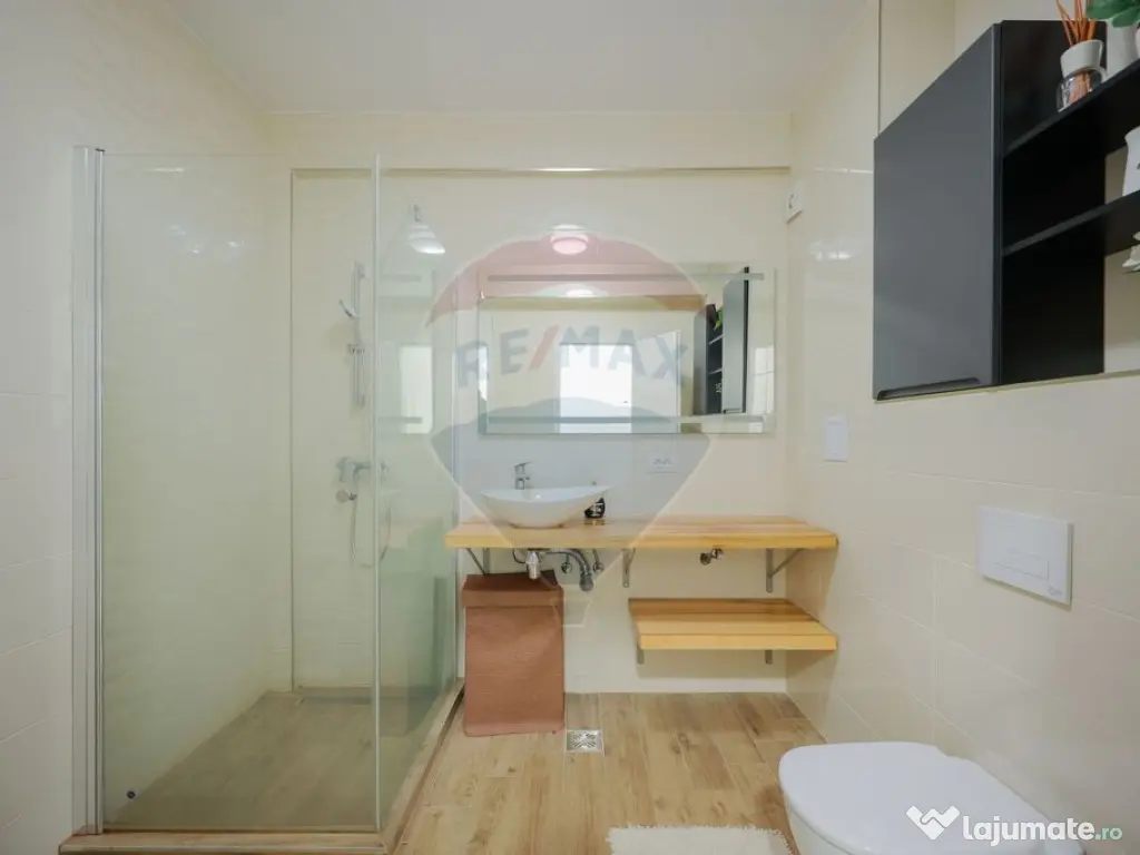 Apartament cu 2 camere de închiriat, ultracentral, Str.I... 