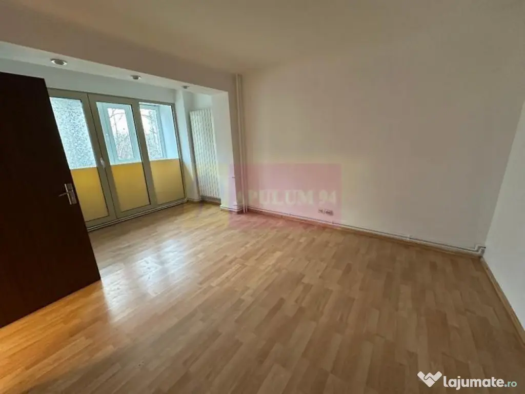 Vanzare apartament 3 camere-Rond Alba Iulia 