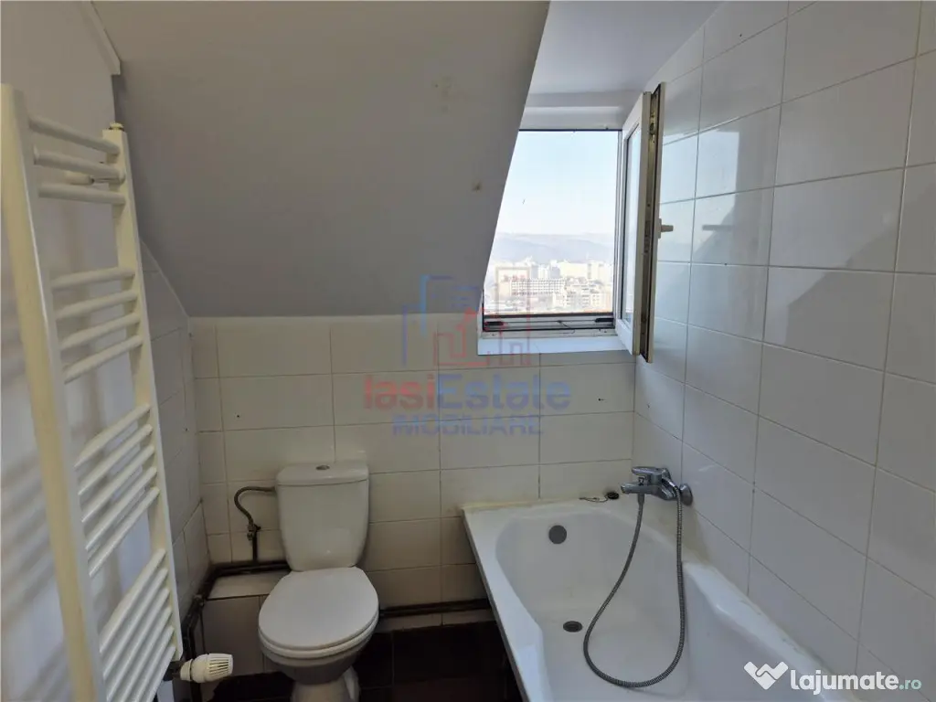 Apartament cu 3 camere de 