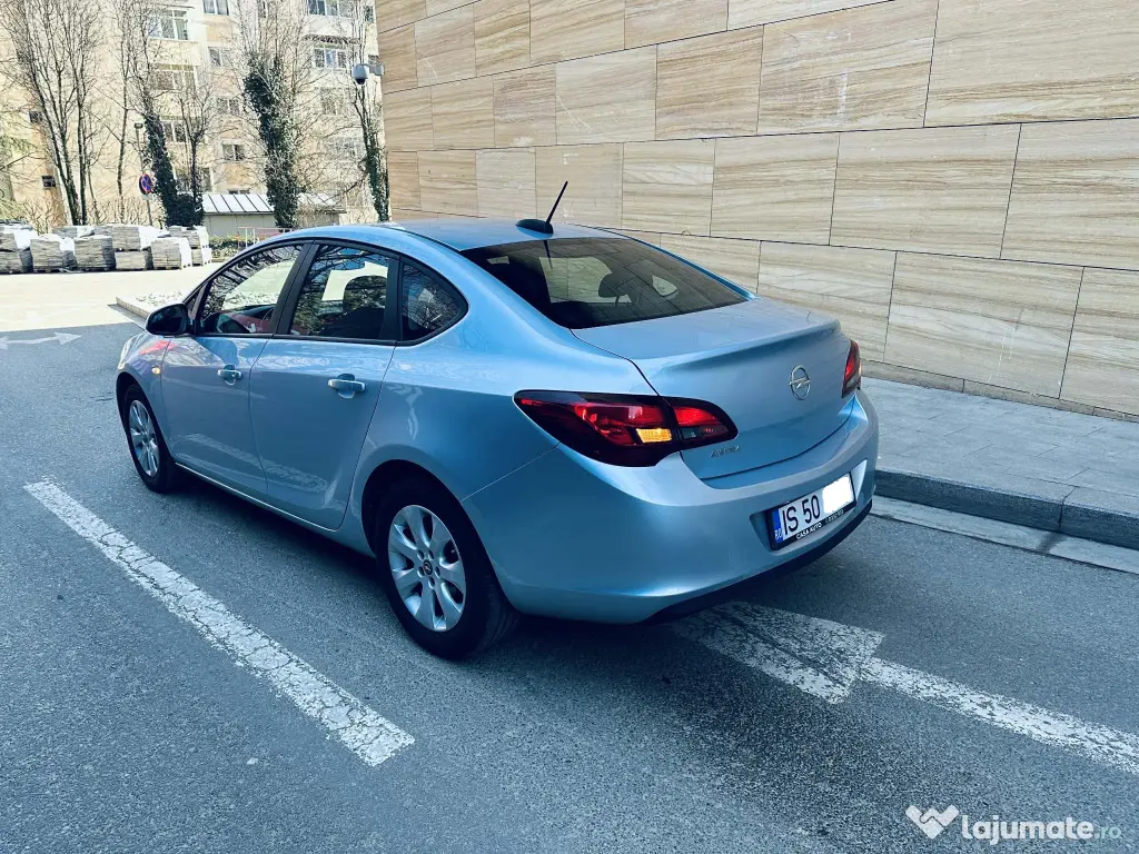 Opel Astra 2017 32000Km 1.6 Benzina Euro 6 Clima Pilot