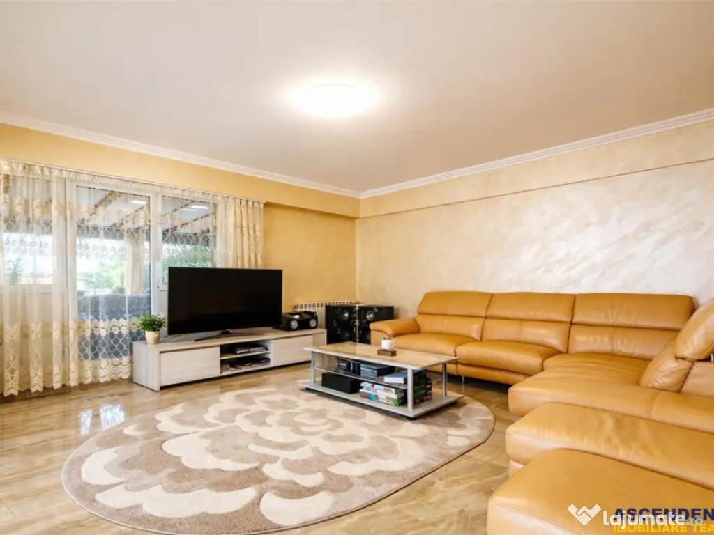 Vila luminoasa, gradina, priveliste panoramica spre munti, H 