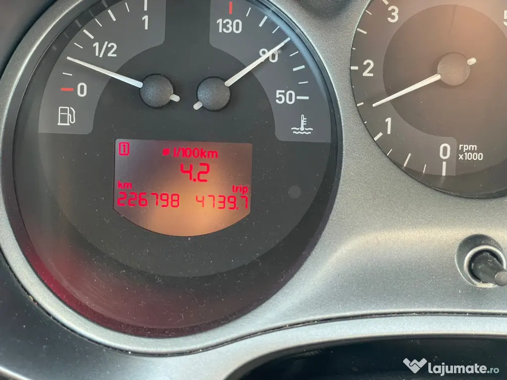 Vând Seat Leon recent adus în Ro 