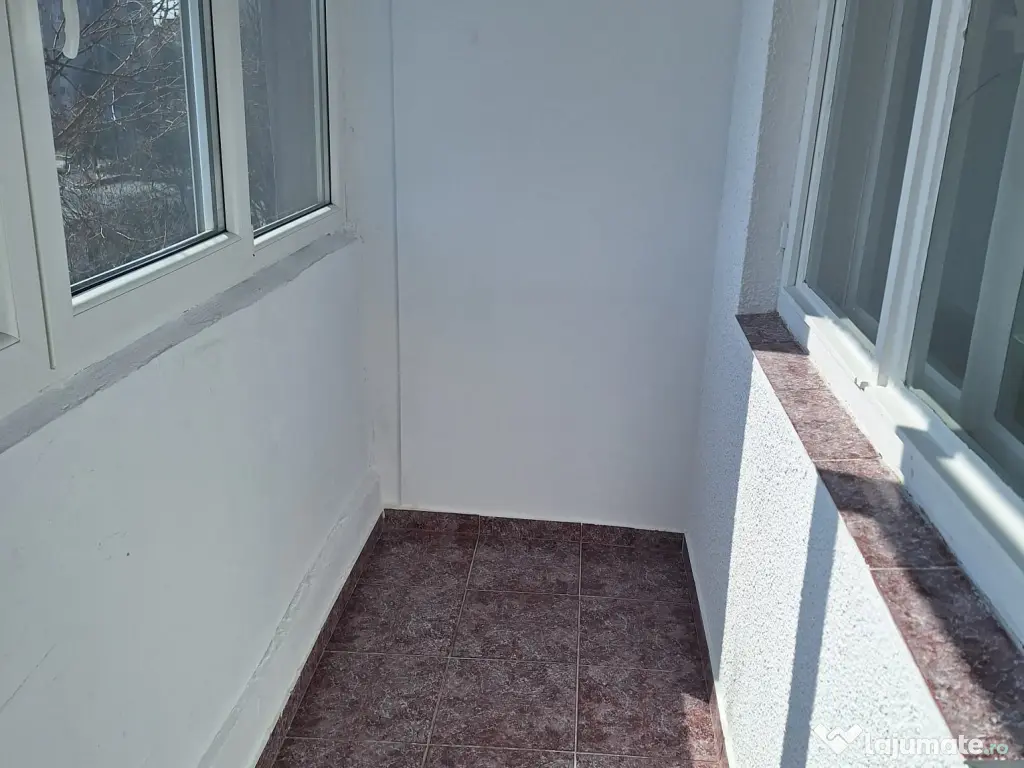 Strada Brasov, Drumul Taberei, Metrou Parc Drumul Taberei, 3 camere, renovat 