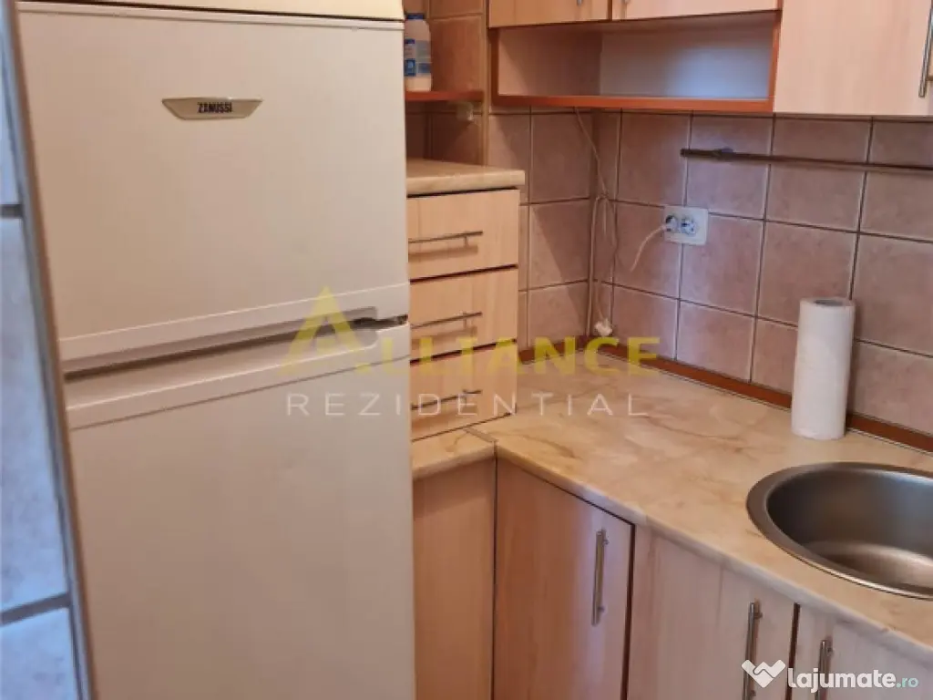 Metrou Costin Georgian 3 Min Garsoniera 30 mp 