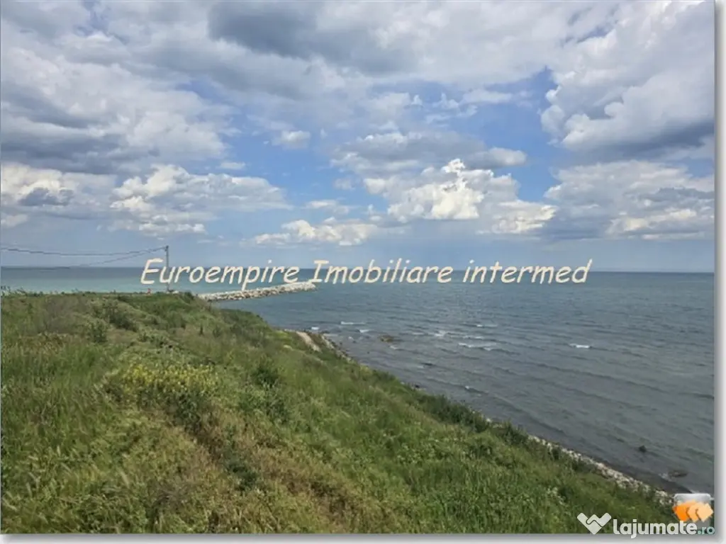 Teren intravilan Costinesti prima linie la mare 