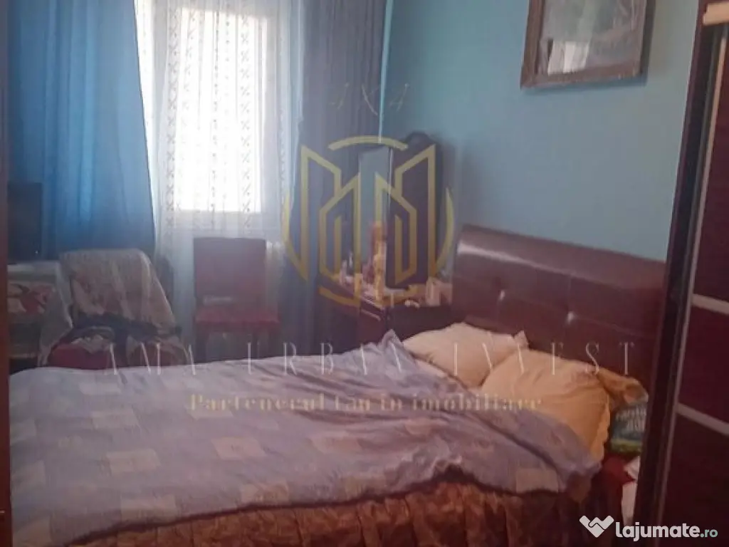 2 Camere Decomandat, Bloc Reabilitat la 1 Minut de Metrou...