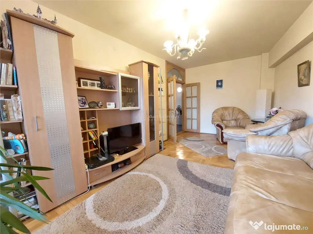 4 camere,decomandat, 92 mp, etaj 7, loc parcare, Centru -Uni 