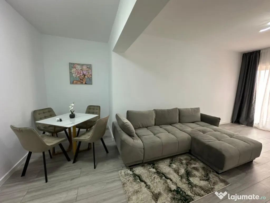 Apartament 3 camere, 70 mp, zona Rafinaria Vega