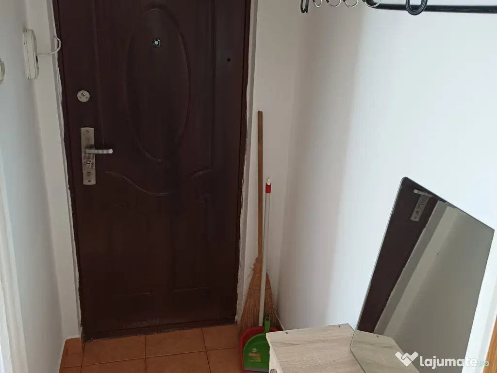 Berceni, Uioara, apartament 2 camere 