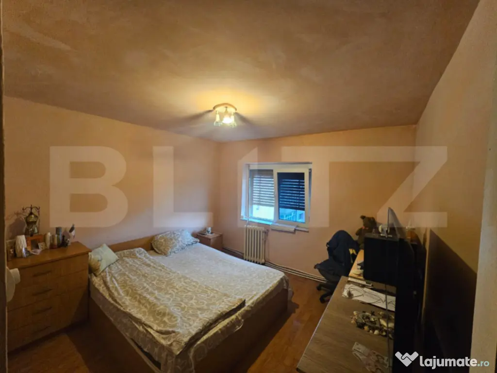 Apartament 4 camere decomandat, 70 mp, Zona Kaufland Cetate 