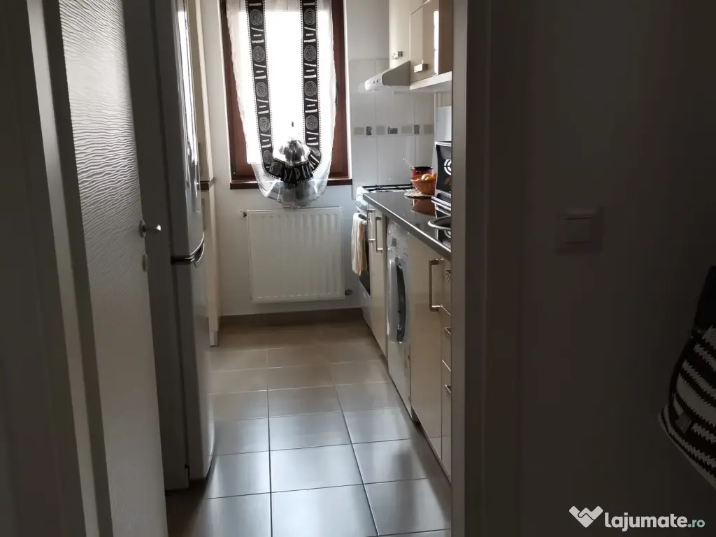 Inchiriere apartament cu 2 camere 