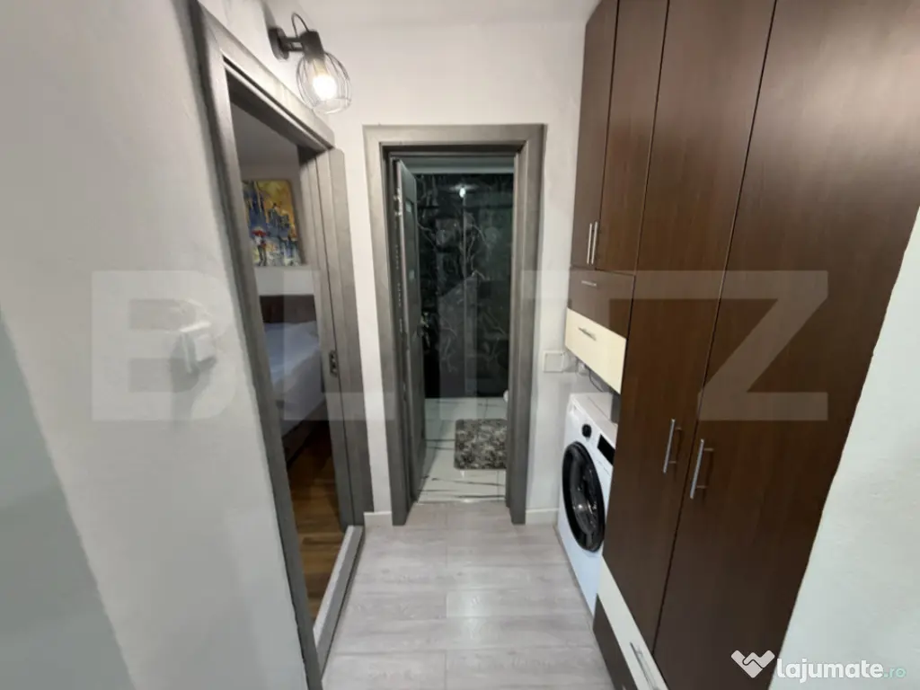 Apartament 3 camere, 52 mp, Cetate, modern, balcon închis 