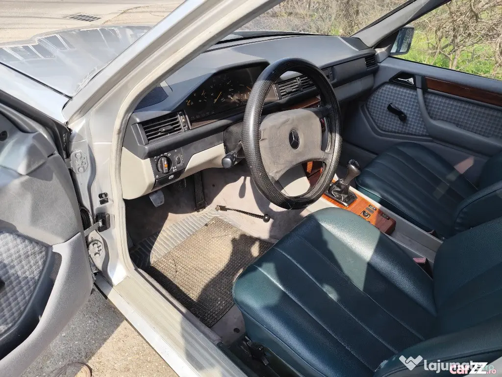 Mercedes-Benz W124 2.5 D clasic Pick-Up Impecabil ”Florara” 