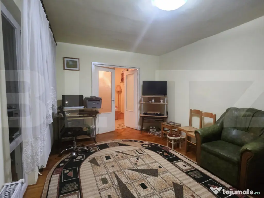 Apartament 3 camere, 60 mp, zona Dâmbu Pietros