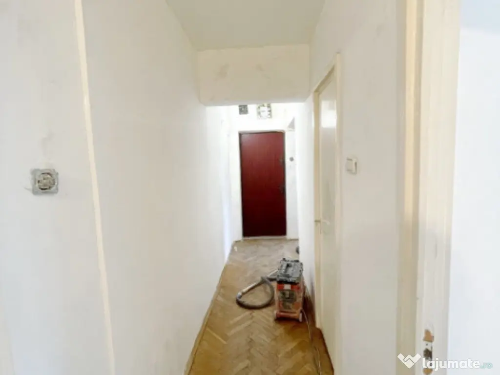 Apartament 4 camere, decomandat, Galata, 164.500 euro 