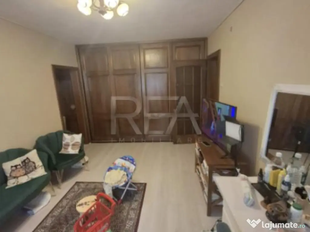 3 camere, P/8, bloc 1979, 66mp-Gorjului 