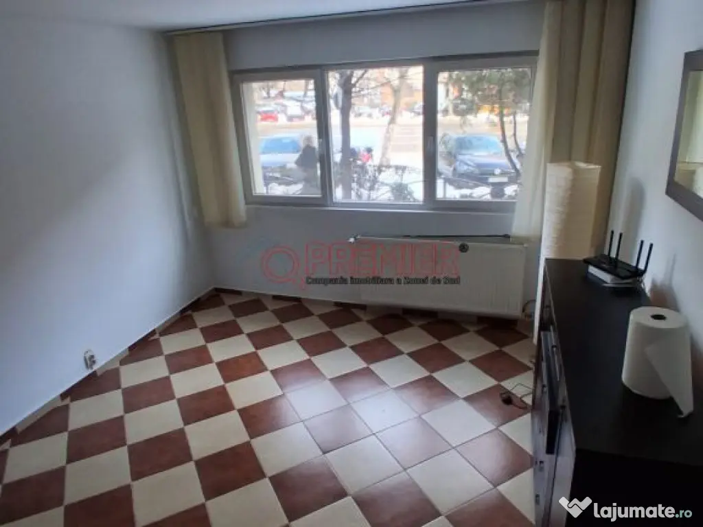 Spatiu Investitie / Garsoniera - Zona Cantemir 