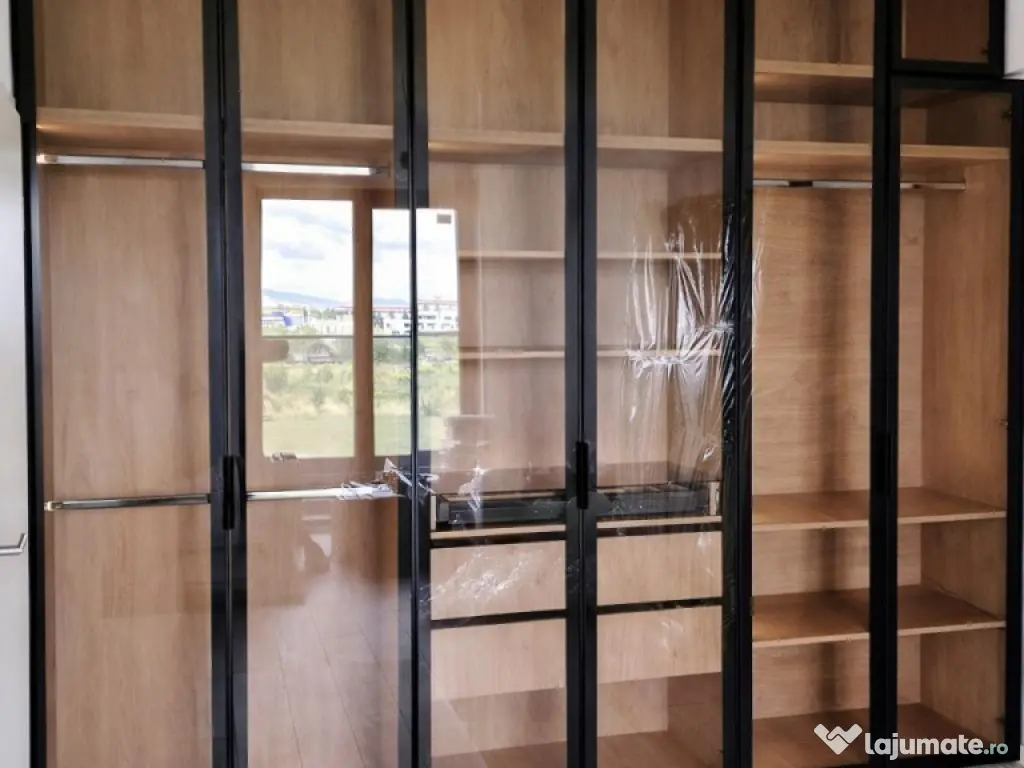 Spatiu comercial, zona Coresi Mall, Tractorul, Brasov 