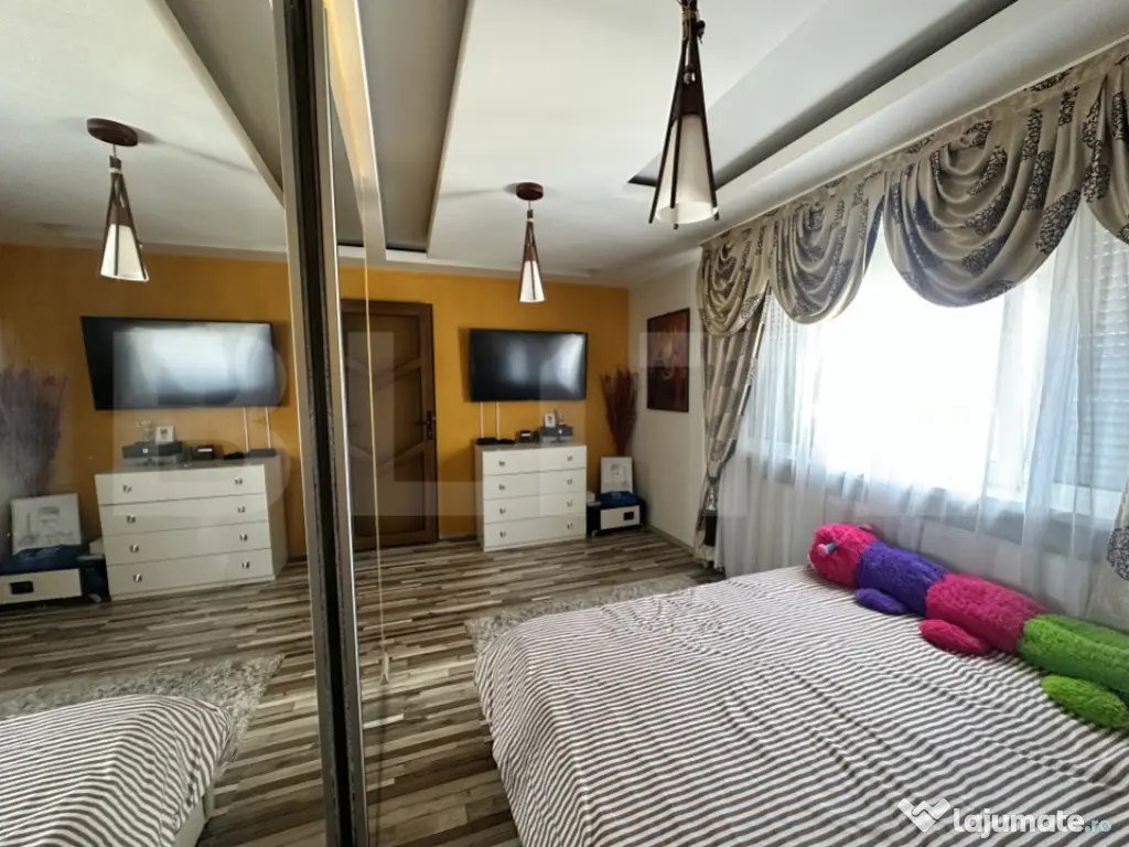 Apartament 3 camere, 68 mp, zona Dezrobirii