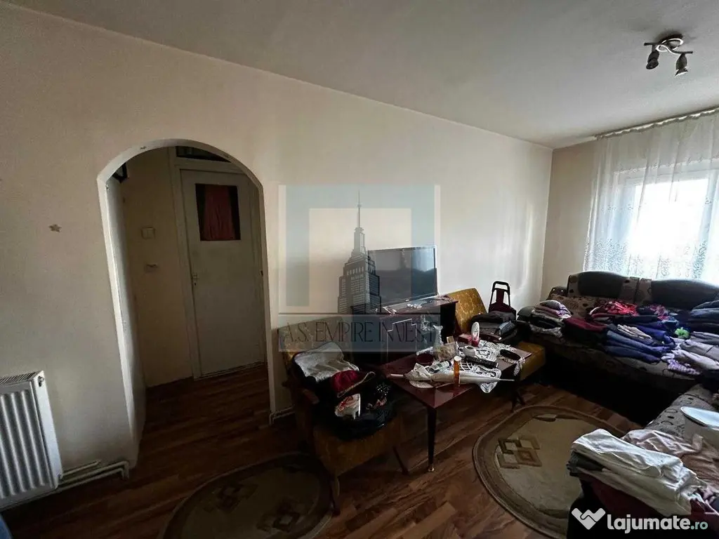 Apartament 3 camere P/4 - zona Tractorul Brasov 