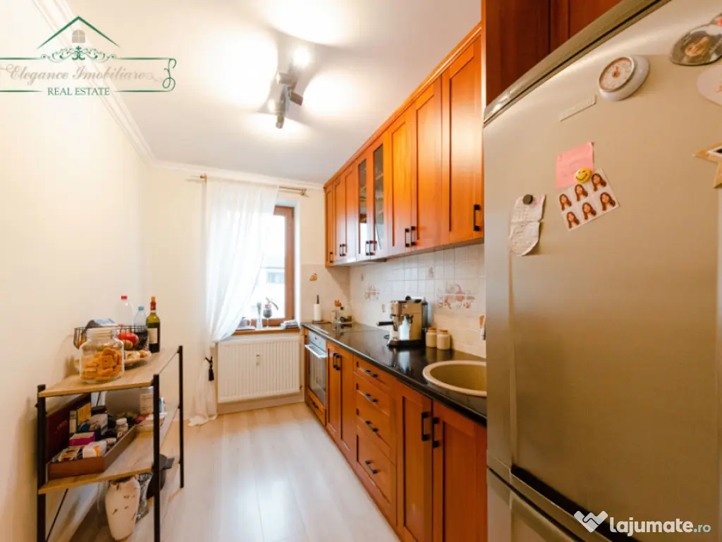 Apartament cu 3 camere, 2 băi, zona Centrala, Arad 