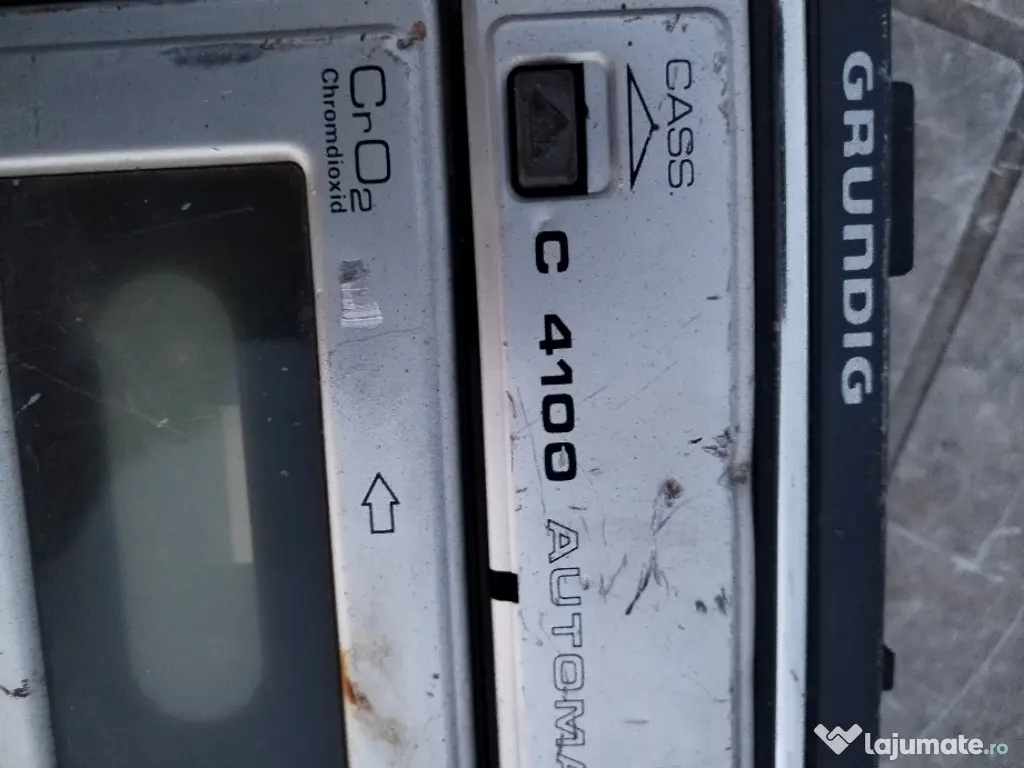 Radio casetofon Grundig C 4100 piese 