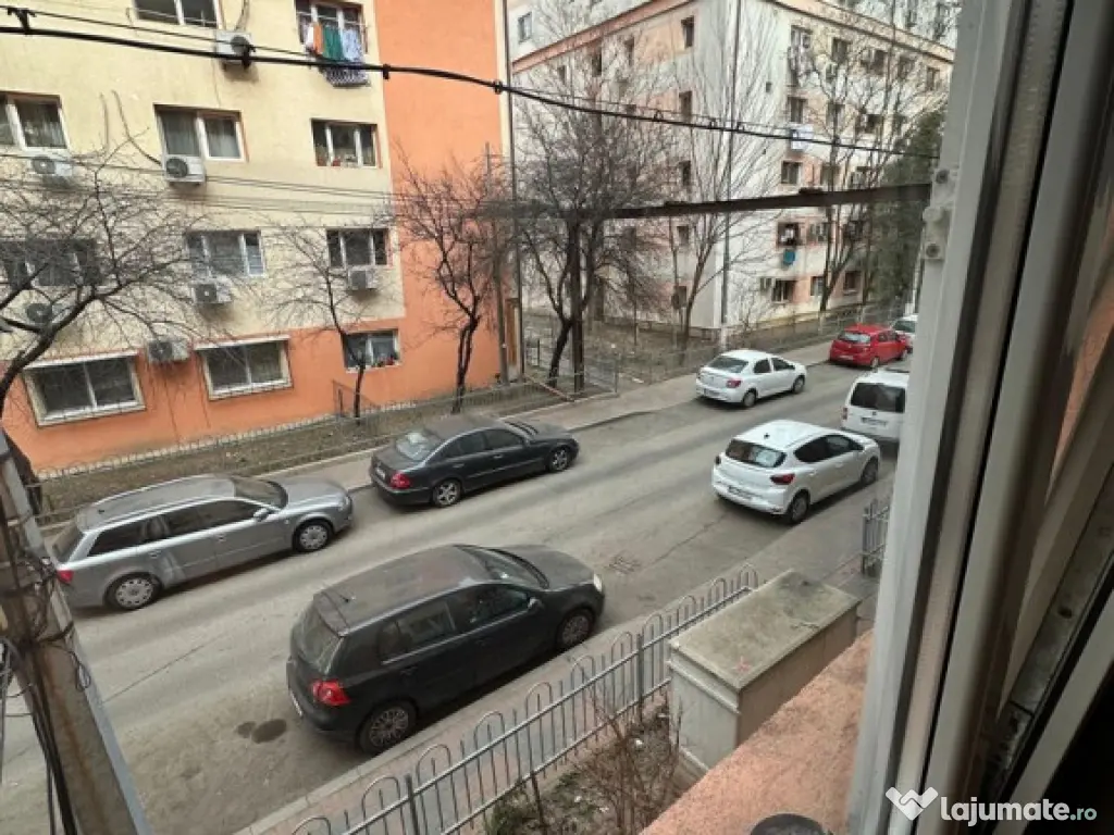 Vitan lacramioarei etaj 1 