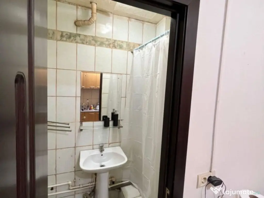 Vitan lacramioarei etaj 1 