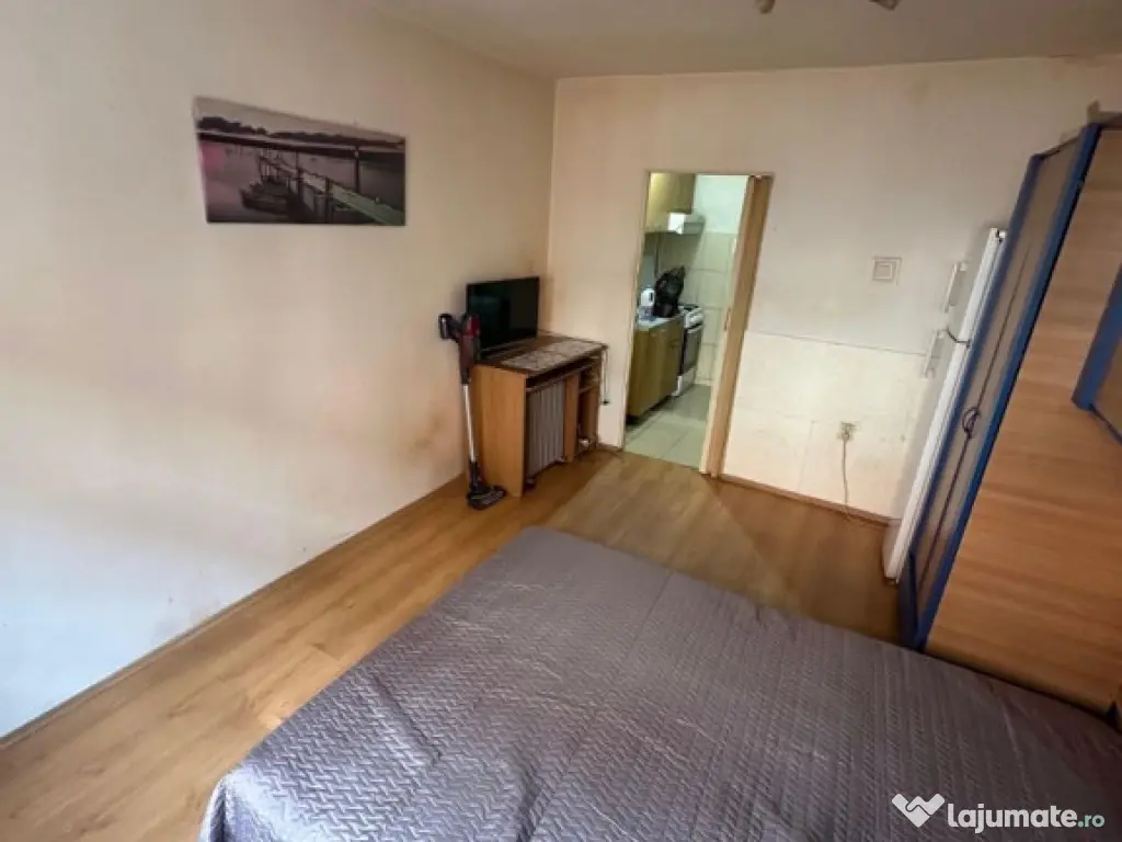 Vitan lacramioarei etaj 1 