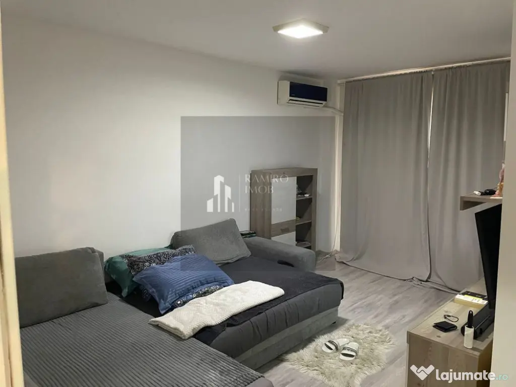 Garsoniera etaj 4 zona Luica 