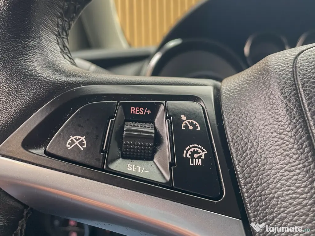 Opel Astra, An 2015, 1,4 Benzina . Rate fixe, RAR+ITP, Buy Back, Garantie 