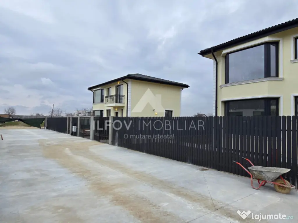 Vilă superbă P+1 Tunari 171mp, 4 camere, curte proprie, 46 