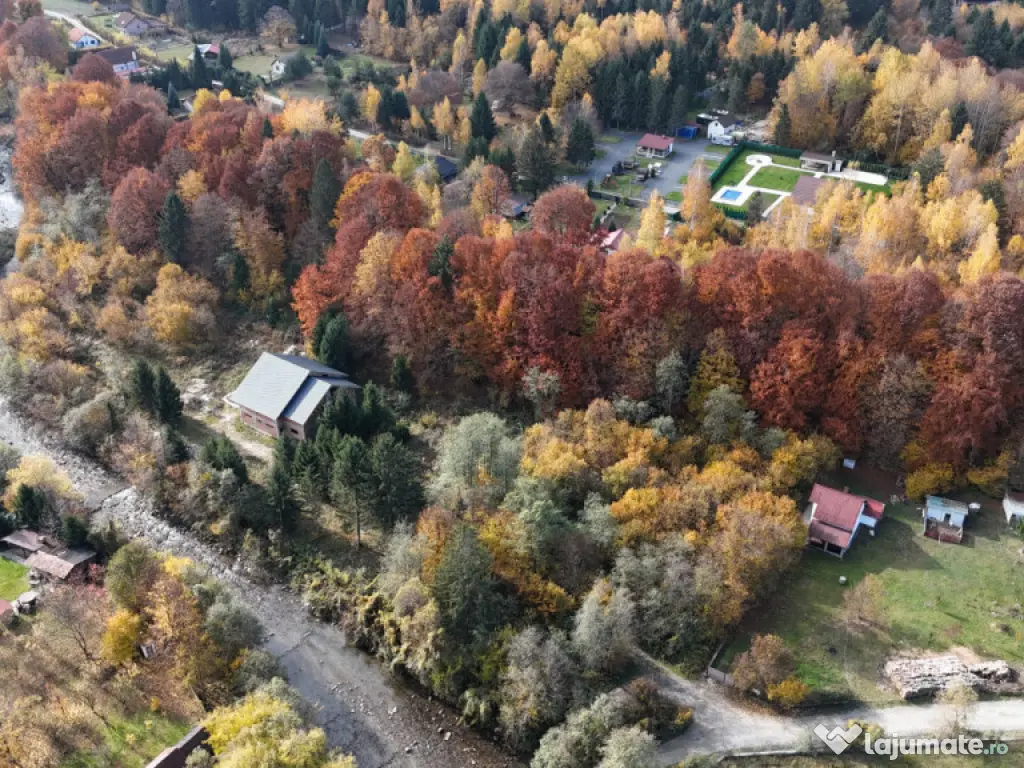 Pensiune 16 camere, teren 7000mp, Valea Avrigului 