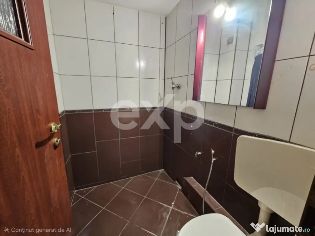 Apartament de vanzare 4 camere zona Nerva Traian 