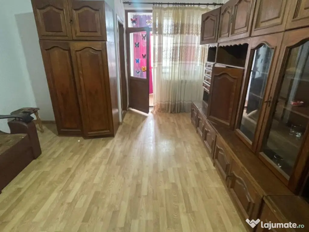 Garsoniera confort 1,zona Piata Noua 