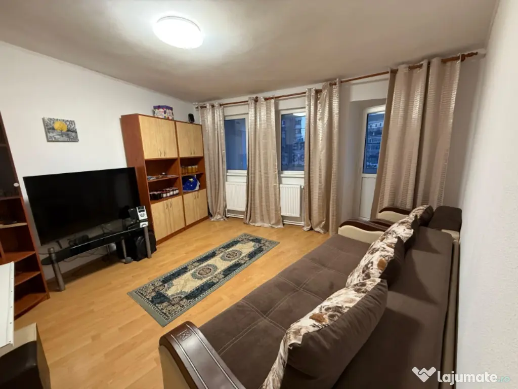 Vând apartament 2 camere Mazepa