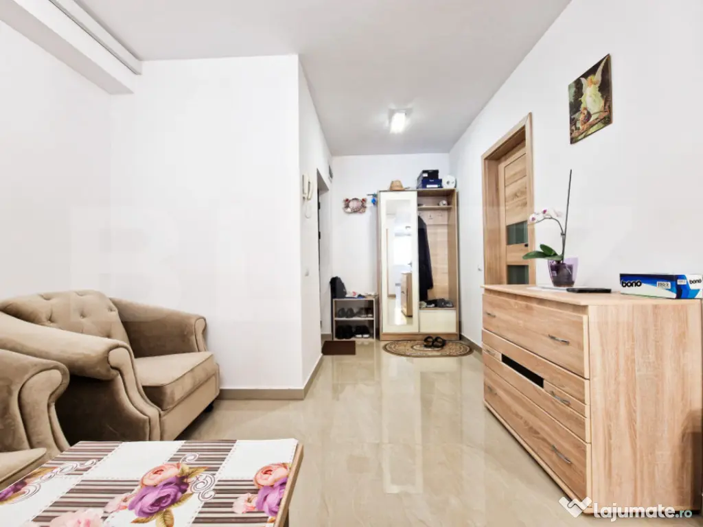 Apartament modern cu 2 camere, 48mp, garaj, etajul 2, zona V 