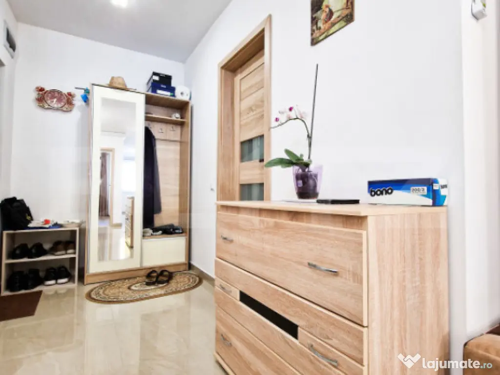Apartament modern cu 2 camere, 48mp, garaj, etajul 2, zona V 