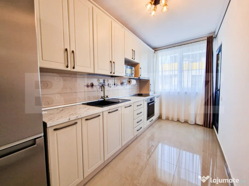 Apartament modern cu 2 camere, 48mp, garaj, etajul 2, zona V 