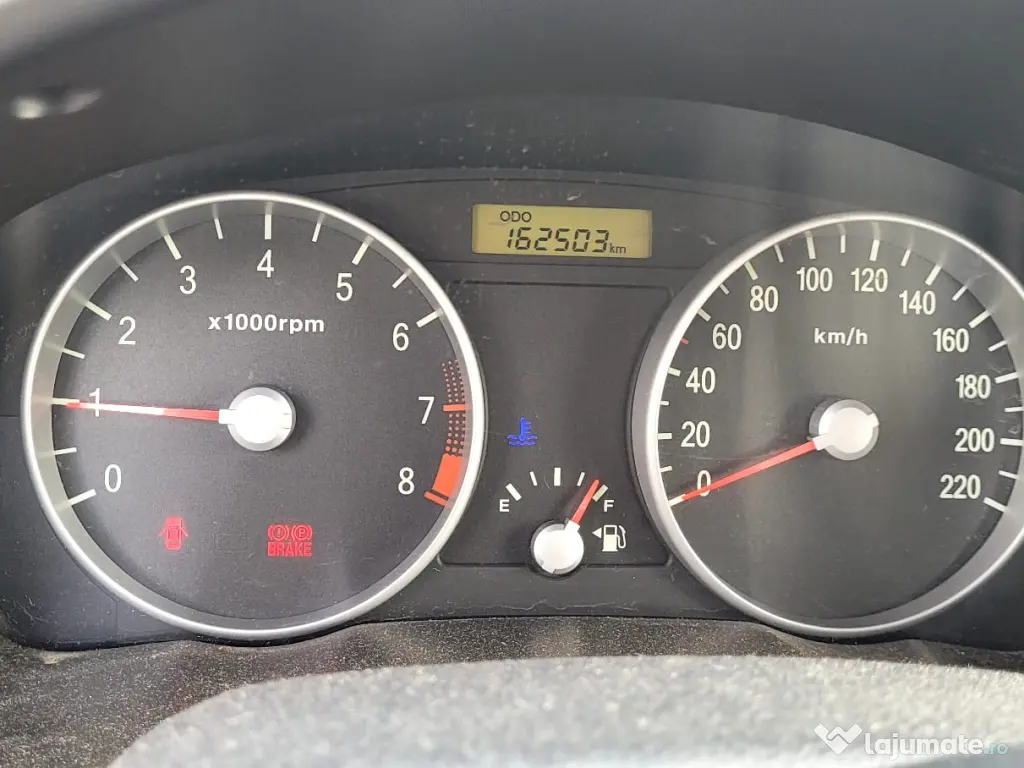 Hyundai Accent MC 1.4 DOHC GL+ 4DR M/T STD