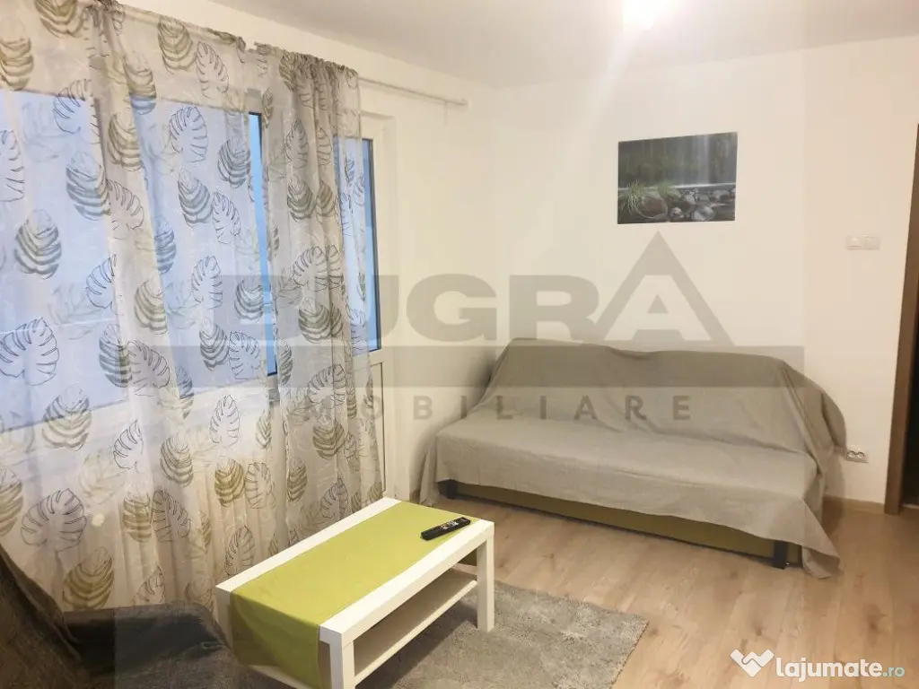 Apartament de 3 camere, modern,70mp,parcare, zona Piata H...
