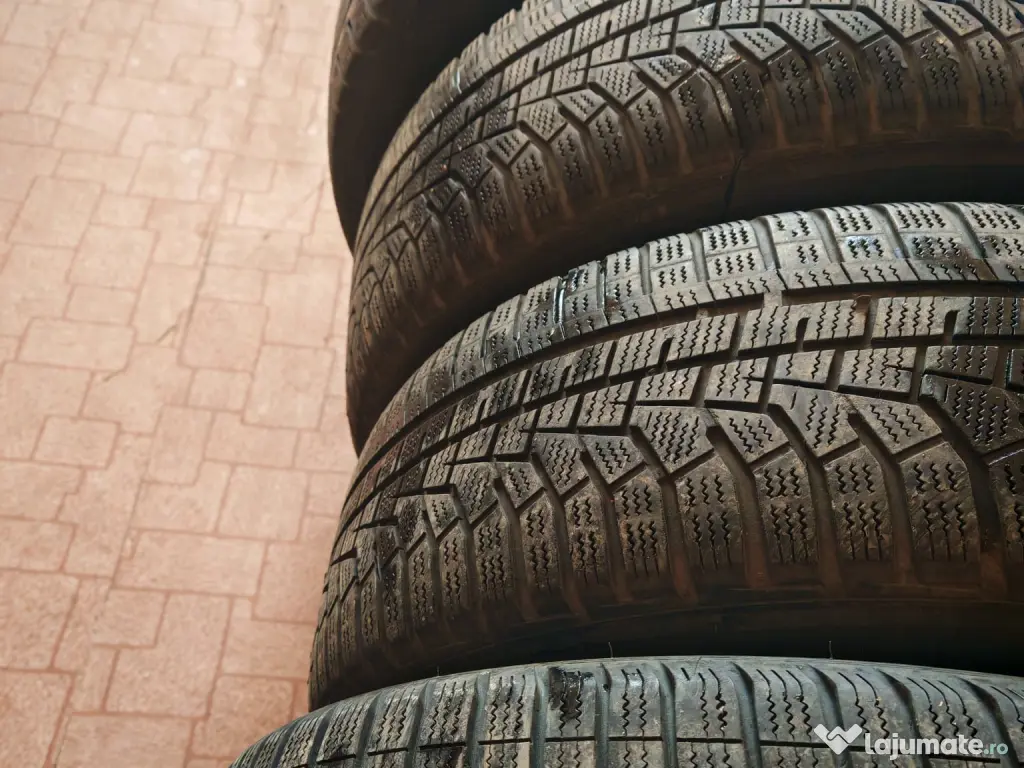 Vand cauciucuri iarna Hankook 