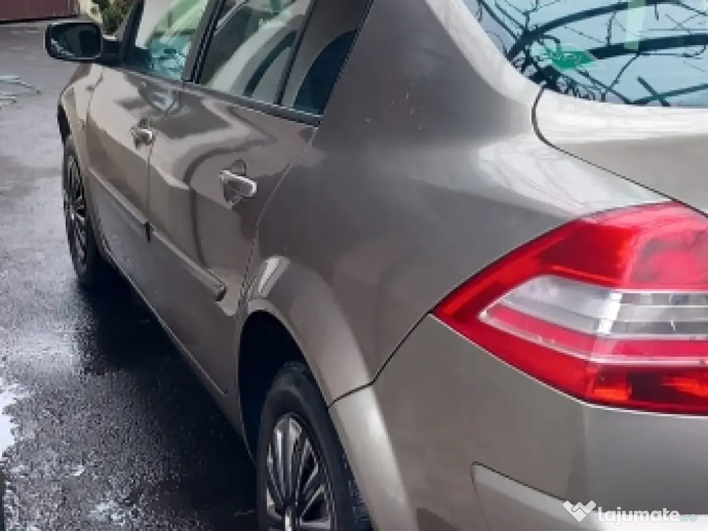 autoturism Renault megane 