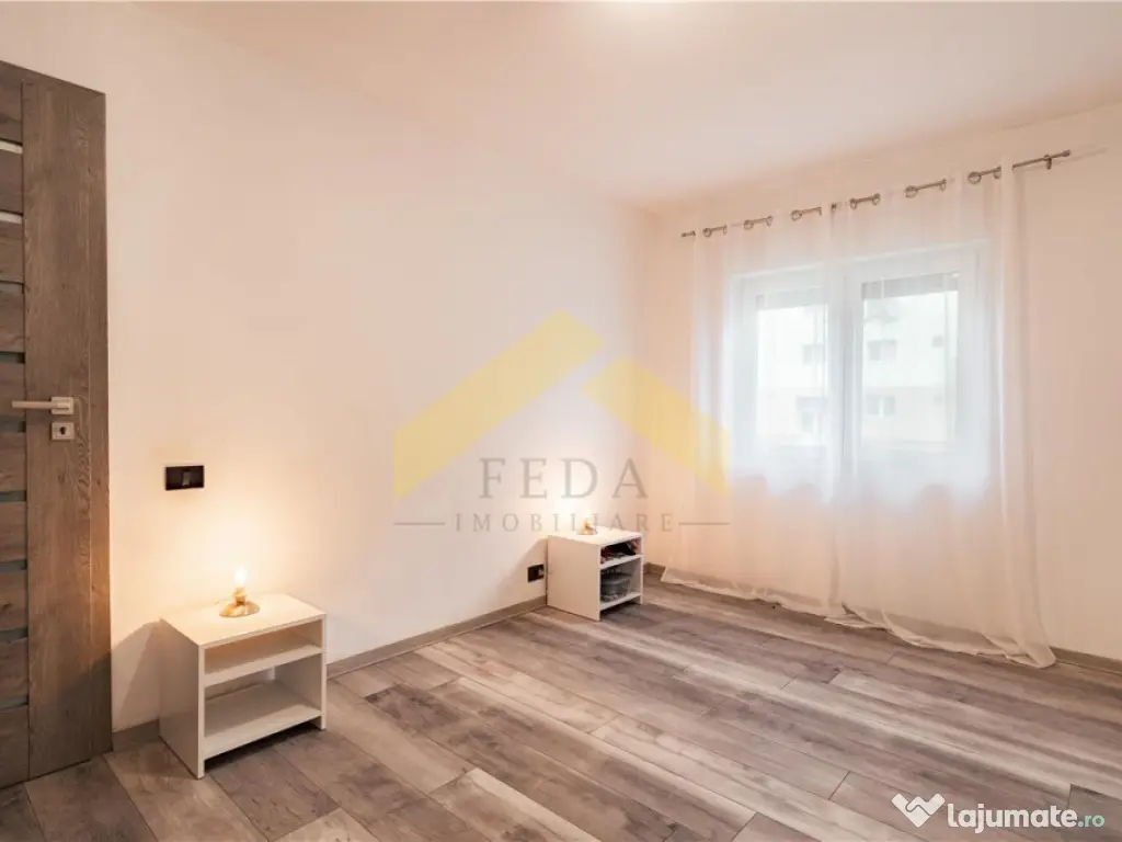 Apartament 3 camere de cartier Micalaca, zona 500 